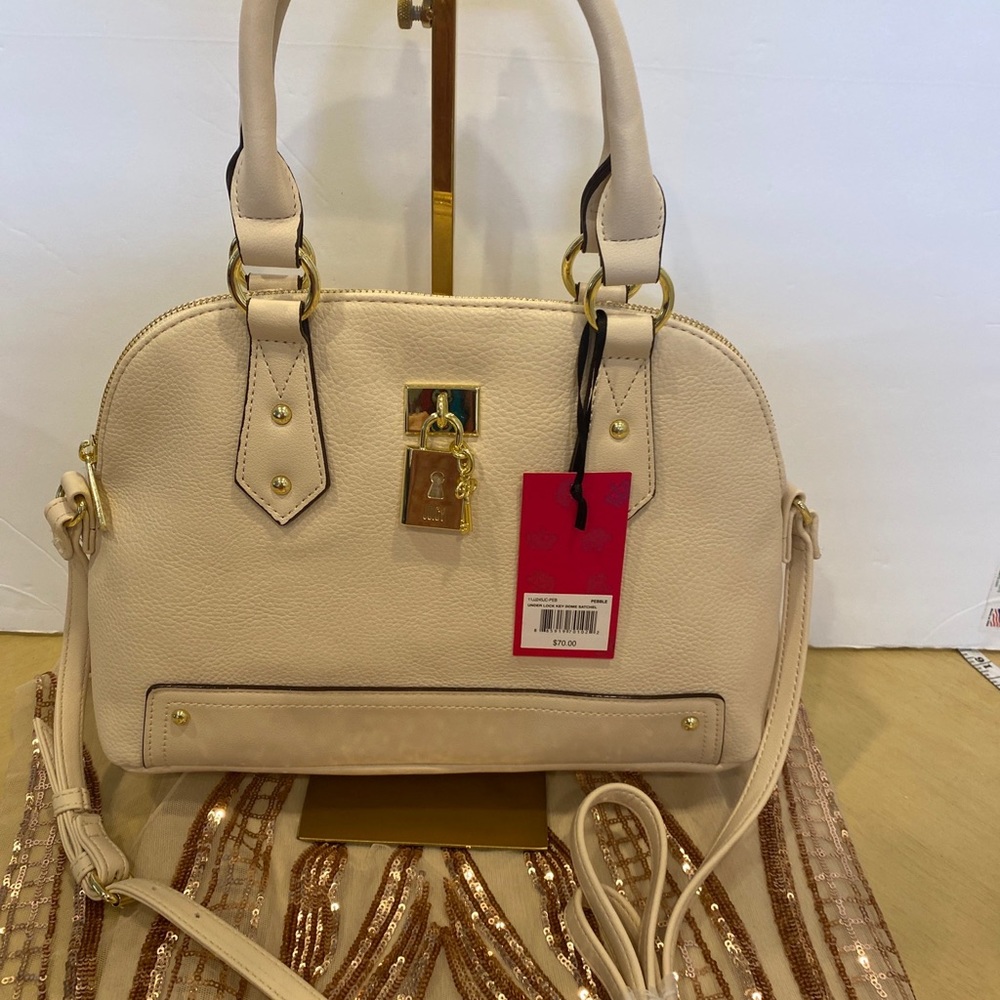 💗 Juicy Couture  Under Lock & Key Dome Satchel Crossbody Purse Bag  ivory